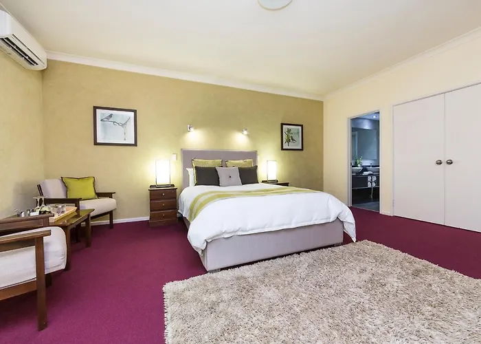 The Inn Mahogany Creek